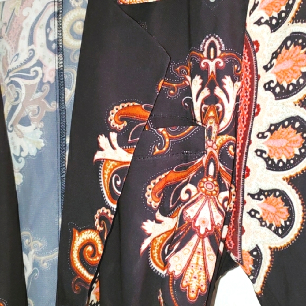 Women's Cardigan - Picture 6 of 6